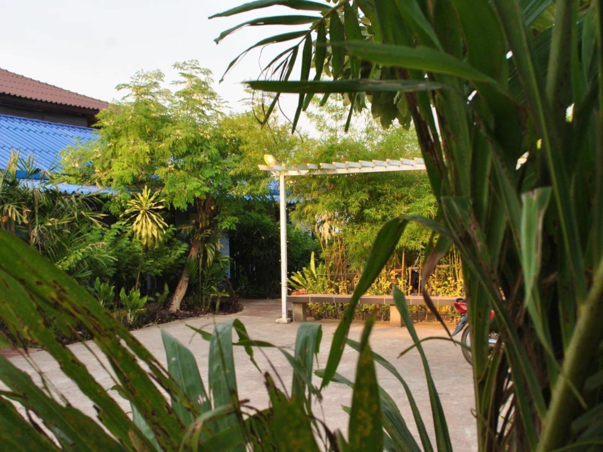 The River Lodge Kampot Exterior foto